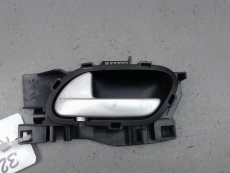 POIGNEE INTERIEURE PORTE AVANT GAUCHE PEUGEOT 207 2006-2013