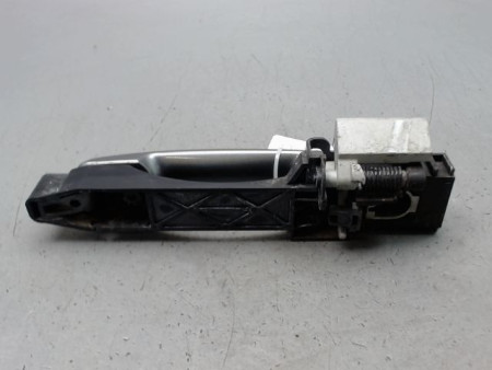 POIGNEE EXTERIEURE PORTE AVANT DROIT NISSAN QHASQAI 2007-