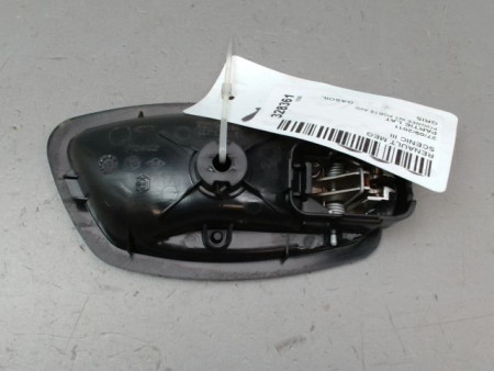 POIGNEE INTERIEURE PORTE AVANT GAUCHE RENAULT SCENIC MONOSP. III Phase 1 2009-2011