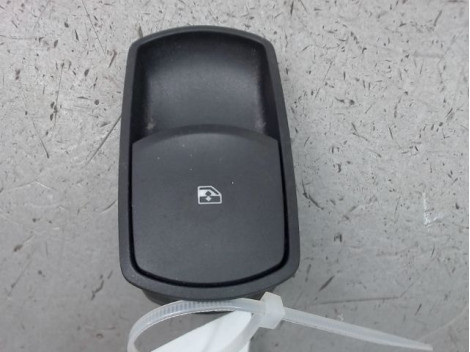 COMMANDE LEVE-GLACE PORTE AVD OPEL CORSA IV Phase 2 (D) 2011-2015