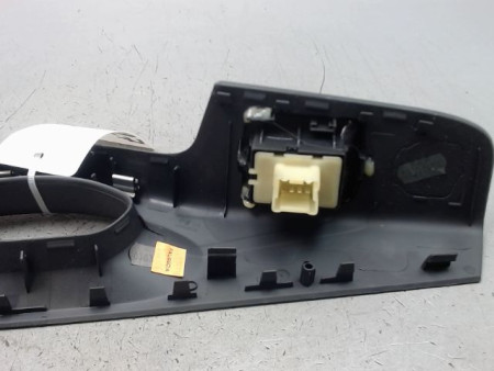 COMMANDE LEVE-GLACE PORTE AVD OPEL VIVARO C1 F2700 4P