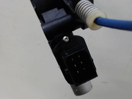 MECANISME+MOTEUR LEVE-GLACE AVANT DROIT OPEL CORSA IV Phase 2 (D) 2011-2015