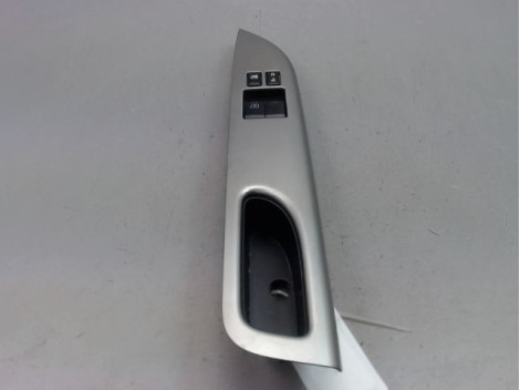 COMMANDE LEVE-GLACE PORTE AVG NISSAN MICRA 2009-