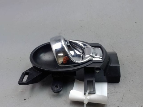 POIGNEE INTERIEURE PORTE AVANT DROIT NISSAN MICRA 2009-