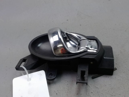POIGNEE INTERIEURE PORTE ARRIERE DROIT NISSAN JUKE Phase 1 2010-...