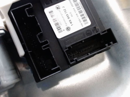 MECANISME+MOTEUR LEVE-GLACE AVANT DROIT VOLKSWAGEN TIGUAN