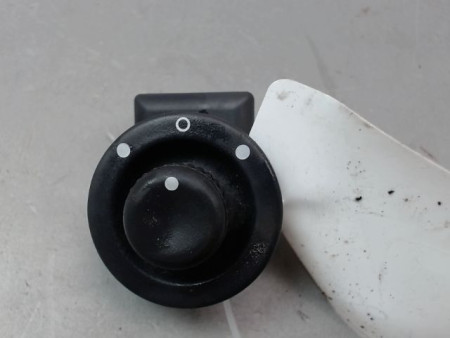 COMMANDE RETROVISSEUR EXTERIEUR ELECTRIQUE RENAULT CLIO III Phase 2 2009-2014
