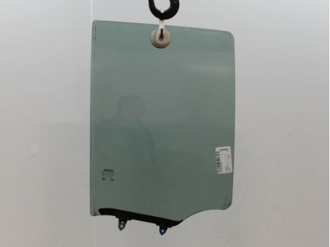 GLACE PORTE ARD NISSAN NAVARA DOUBLE CABINE