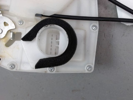SYSTEME CONDAMNATION ARRIERE GAUCHE SUZUKI SWIFT III 2005-2011