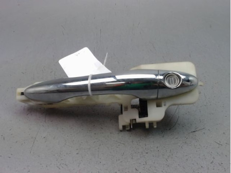 POIGNEE EXTERIEURE PORTE AVANT GAUCHE KIA SPORTAGE III 2010-