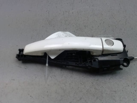 POIGNEE EXTERIEURE PORTE AVANT GAUCHE OPEL CORSA 2010-