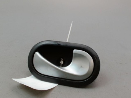 POIGNEE INTERIEURE PORTE AVANT DROIT RENAULT GRAND MODUS Phase 2 LONG 2008-2012