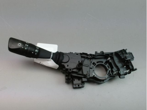 COMMANDE ECLAIRAGE TOYOTA AURIS 2010-