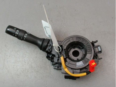 COMMANDE ECLAIRAGE TOYOTA PRIUS 2004-
