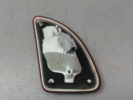 FEU RECUL GAUCHE RENAULT TWINGO II Phase 2 2011-2014