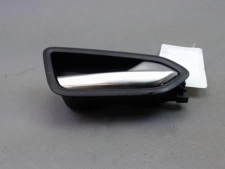 POIGNEE INTERIEURE PORTE AVANT DROIT RENAULT CLIO