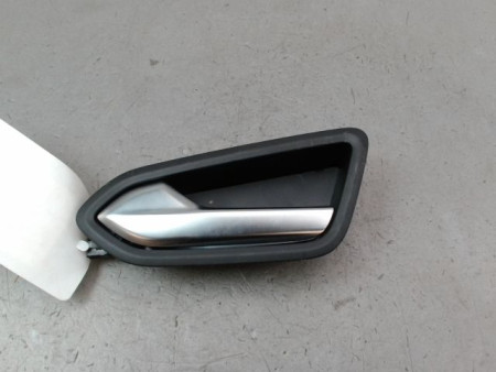 POIGNEE INTERIEURE PORTE AVANT GAUCHE RENAULT CLIO