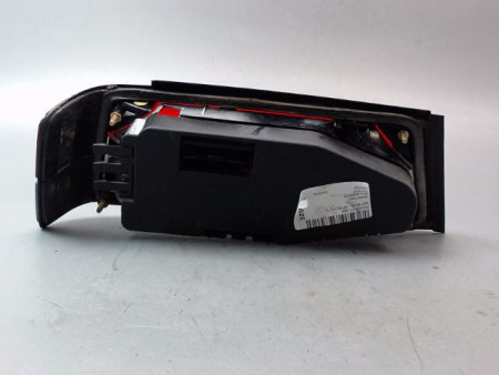 FEU ARRIERE DROIT PEUGEOT 405 BERL. Phase 1 1987-1992