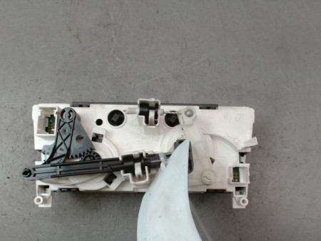 COMMANDE DE CHAUFFAGE PEUGEOT 308 2009-