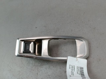 INTERIEUR COMMANDE FREIN A MAIN PEUGEOT 3008 2009-