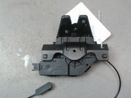 SERRURE HAYON  BMW SERIE 1 I Phase 2 (E87) 2007-2011