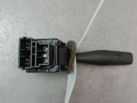 COMMANDE ECLAIRAGE PEUGEOT 206 1998-2009