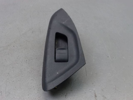 COMMANDE LEVE-GLACE PORTE AVD PEUGEOT 108