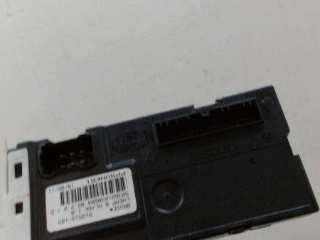 MECANISME+MOTEUR LEVE-GLACE AVANT DROIT RENAULT LATITUDE BERL. 2010-...