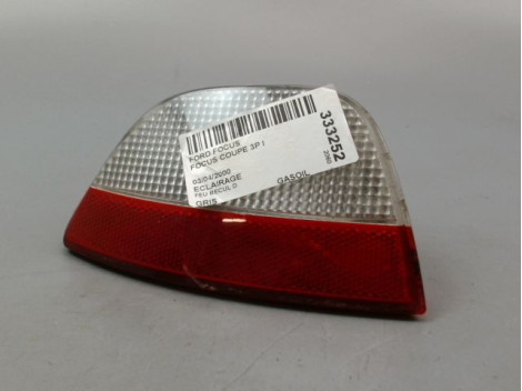 FEU RECUL DROIT FORD FOCUS COUPE I 1998-2004