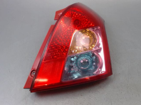 FEU ARRIERE DROIT SUZUKI SWIFT III 2005-2011