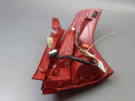 FEU ARRIERE GAUCHE  SUZUKI SWIFT III 2005-2011