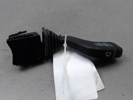 COMMANDE ESSUIE GLACE OPEL CORSA III Phase 1 (C) 2000-2003