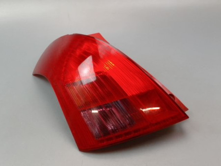 FEU ARRIERE GAUCHE  SUZUKI SWIFT III 2005-2011