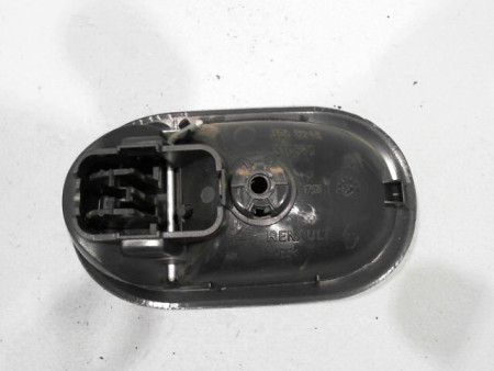 POIGNEE INTERIEURE PORTE AVANT DROIT RENAULT CLIO III Phase 1 2005-2009