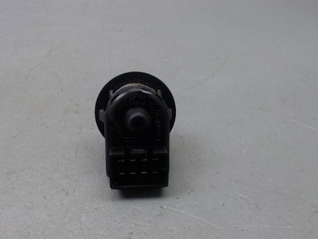 COMMANDE RETROVISSEUR EXTERIEUR ELECTRIQUE RENAULT CLIO ESTATE III Phase 2 2009-2012