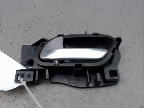 POIGNEE INTERIEURE PORTE AVANT GAUCHE PEUGEOT 508 BERL. Phase 1 2011-...