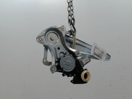 MECANISME+MOTEUR LEVE-GLACE ARRIERE DROIT TOYOTA AURIS 2010-