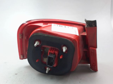 FEU ARRIERE DROIT VOLKSWAGEN PASSAT BERL. V 2005-2010
