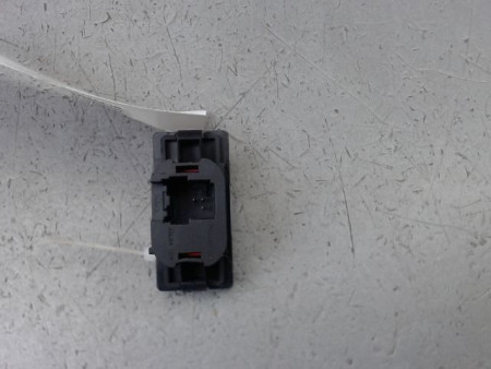 BOUTON DE WARNING FORD TRANSIT 330C 2003-