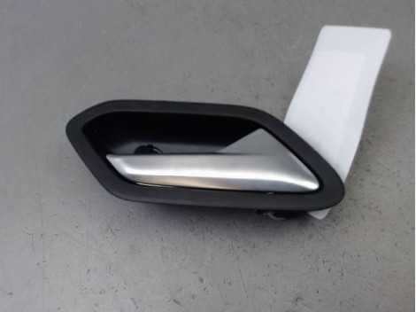 POIGNEE INTERIEURE PORTE ARRIERE DROIT DACIA DUSTER 2010-