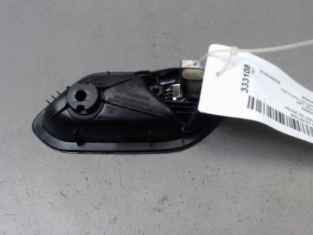POIGNEE INTERIEURE PORTE ARRIERE DROIT DACIA DUSTER 2010-