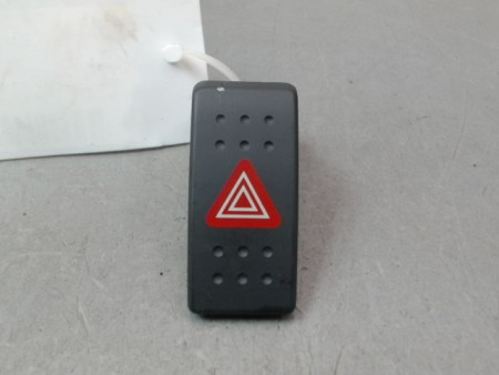 BOUTON DE WARNING SUZUKI SWIFT III 2005-2011