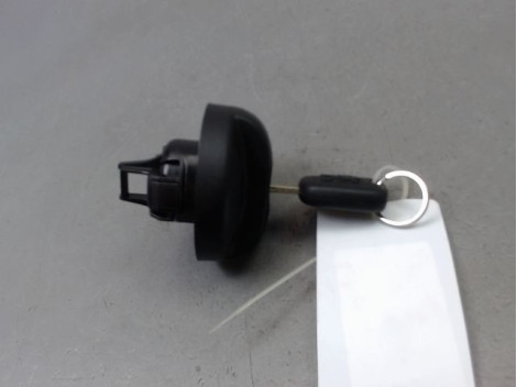 BOUCHON RESERVOIR A CARBURANT PEUGEOT 307 Phase 1 2001-2005