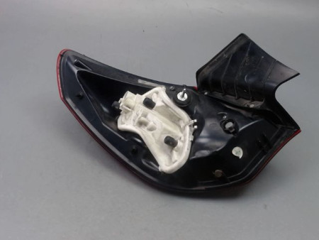 FEU ARRIERE DROIT OPEL ASTRA IV Phase 1 (J) 2010-2012