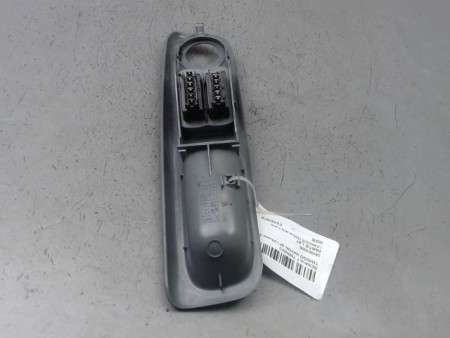 COMMANDE LEVE-GLACE PORTE AVG RENAULT TWINGO I Phase 3 2000-2007