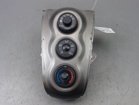 COMMANDE DE CHAUFFAGE TOYOTA YARIS II Phase 2 2009-2011