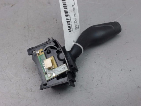 COMMANDE CLIGNOTANT FORD KUGA