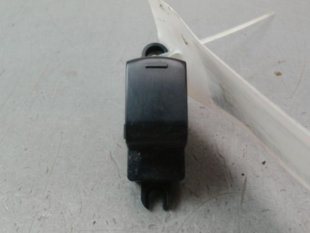 COMMANDE LEVE-GLACE PORTE AVD NISSAN MICRA 2009-