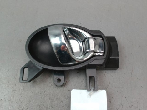 POIGNEE INTERIEURE PORTE ARRIERE DROIT NISSAN MICRA 2009-