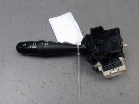 COMMANDE ECLAIRAGE SUZUKI SWIFT III 2005-2011